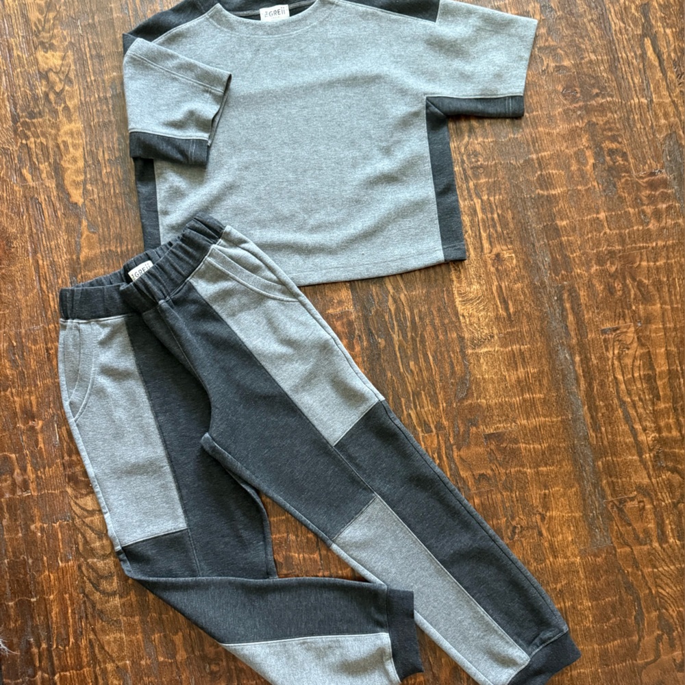 Women's Gray and Black Jogger Set